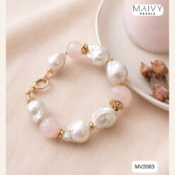 Set lắc tay và bông tai ngọc trai baroque trắng mix thạch anh hồng MV2063