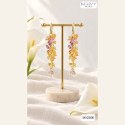 Bông tai đá nhiều màu pastel kết chùm thả giọt đá trắng mài giác MV2306