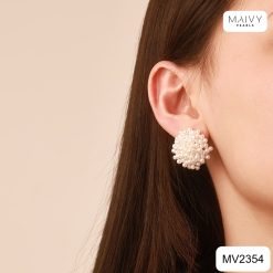 Alternative view of Set dây chuyền 2 sợi ngọc trai trắng mix xám đan xéo và bông tai chùm MV2354