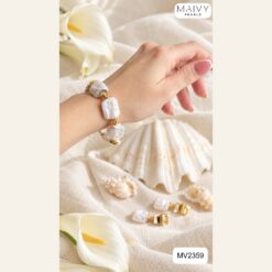 Alternative view of Set ngọc trai baroque vuông trắng mix charm mạ vàng MV2359