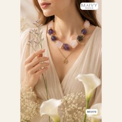 Alternative view of Set dây chuyền và lắc tay thạch anh hồng mix thạch anh tím khối thô charm tua MV2479