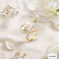 Set nhẫn freesize, dây chuyền và hoa tai ngọc trai baroque trắng mạ vàng MV2606